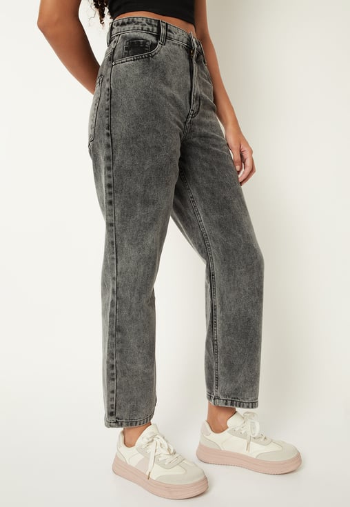 Light Wash Jeans